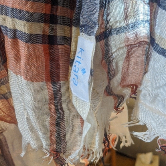 Perfect fall scarf - Picture 3 of 3